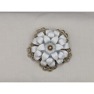Sara Coventry Vintage White Brooch